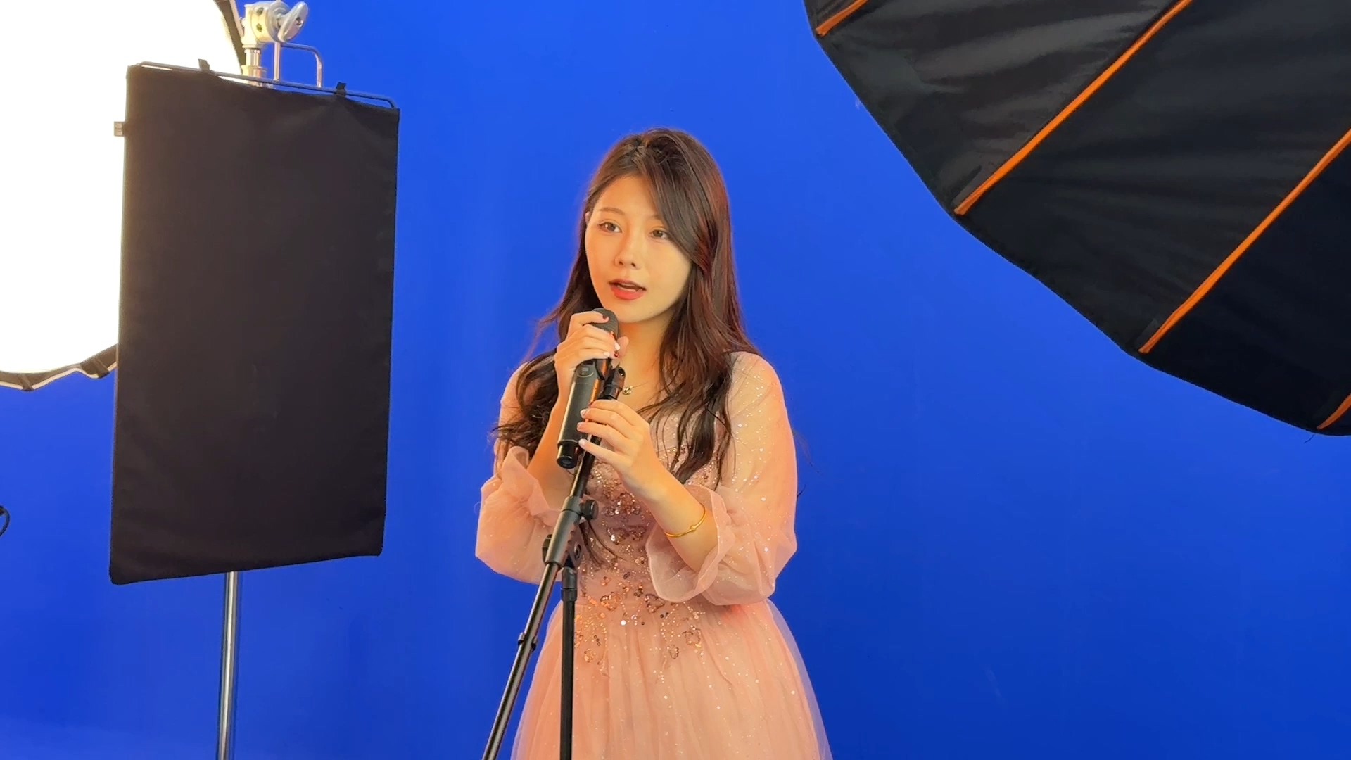 抠像合成系统